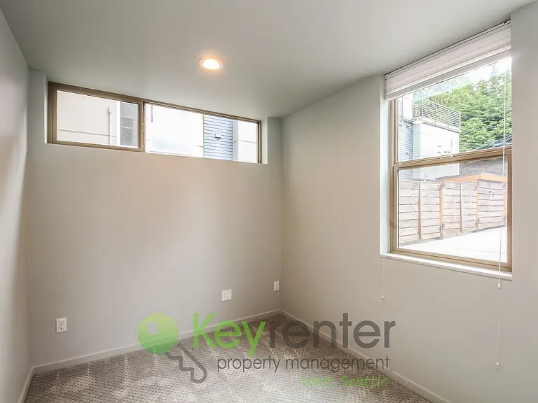 5259 Fauntleroy Way SW — Photo 51