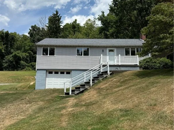 131 Dally Rd, Charleroi, PA 15022