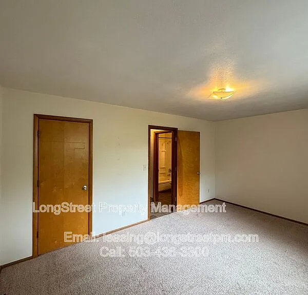 2510 NW Van Buren Ave #8 — Photo 12