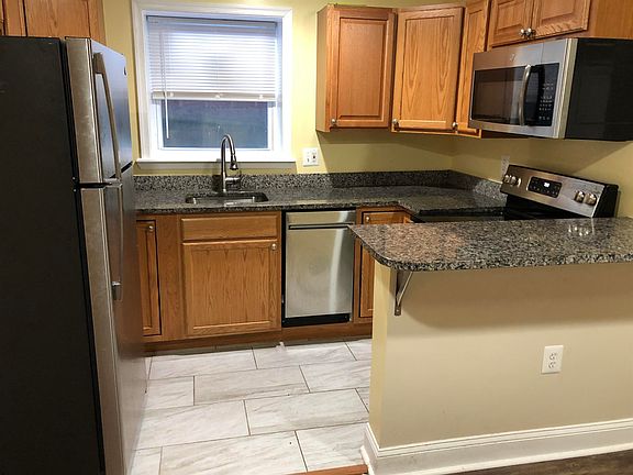 4th image of 6821 Red Top Rd APT T2