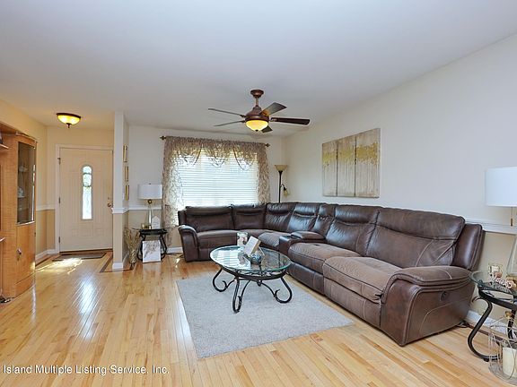 3rd image of 289 Brighton St