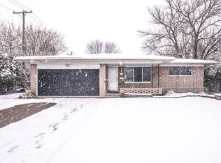 2209 Frazho Rd, Warren, MI 48091