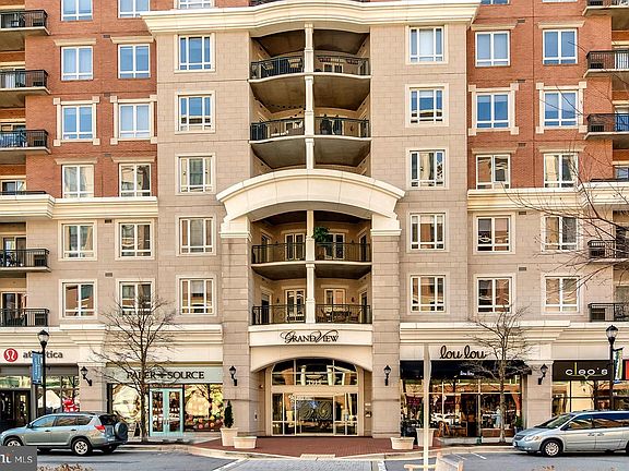 2nd image of 1915 Towne Centre Blvd Unit 807