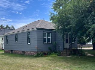 2630 19th Ave E, Hibbing, MN 55746