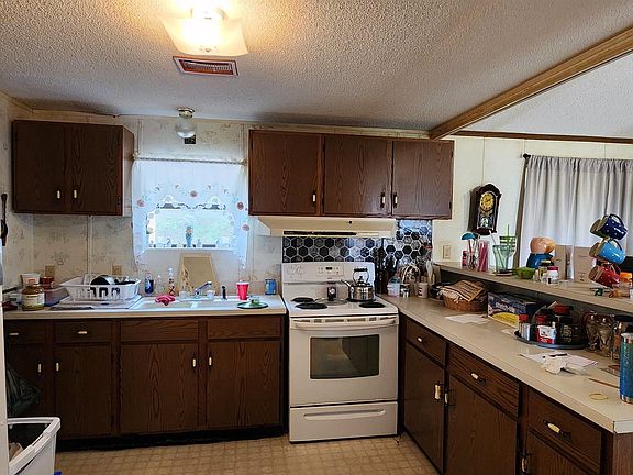 5th image of 4018 Elliot Rd