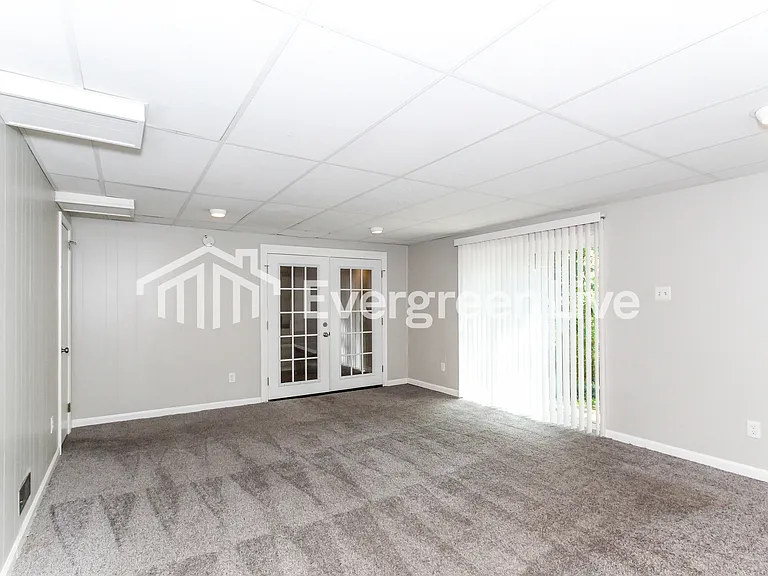 1755 Napier Dr — Photo 8
