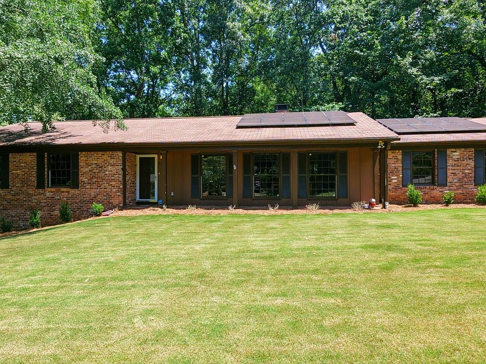 1st image of 750 Glenwood Dr