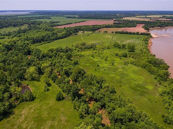 3rd image of 518 County Road 36980