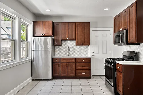 32 Millet St #2 Photo 1