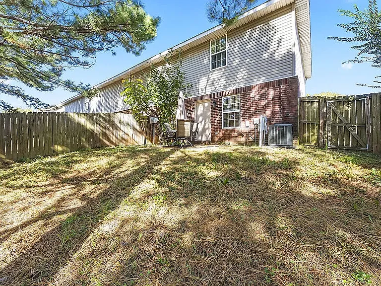 2351 W Skyler Dr — Photo 25