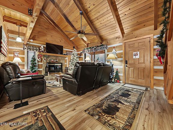 5th image of 2653 Black Walnut Flats Rd