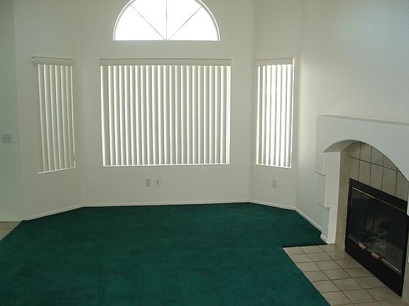 4th image of 66605 Thunderbird Ln