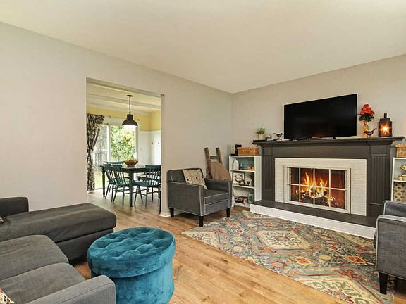 5th image of 1918 Observatory Ave SE