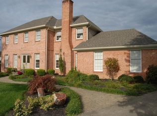 8123 Squirrel Hollow Rdg, West Chester, OH 45069