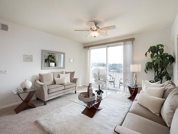 2nd image of 809 Auzerais Ave Unit 436-1