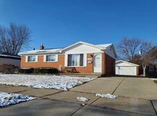 33327 Janet, Fraser, MI 48026