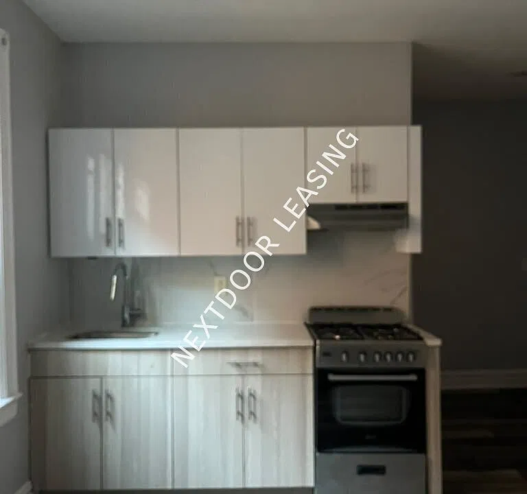 122 Corbin Ave #401M