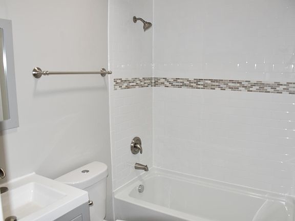 3rd image of 3420 Dunnica Ave #2F