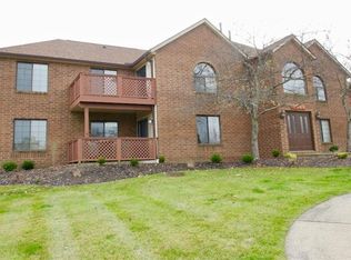 8609 Scenicview Dr #N-201, Broadview Heights, OH 44147