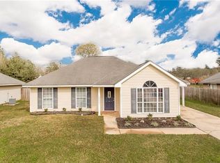 16281 Charleton Dr, Hammond, LA 70401