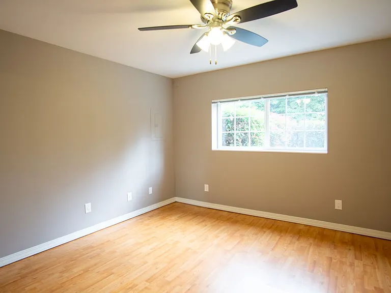 5025 S Corbett Ave #19 — Photo 9