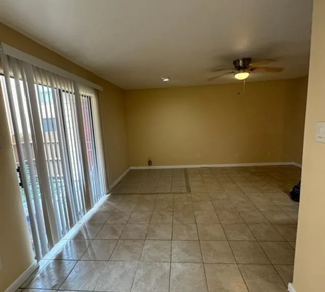 16111 Aspenglenn Dr #611 — Photo 3