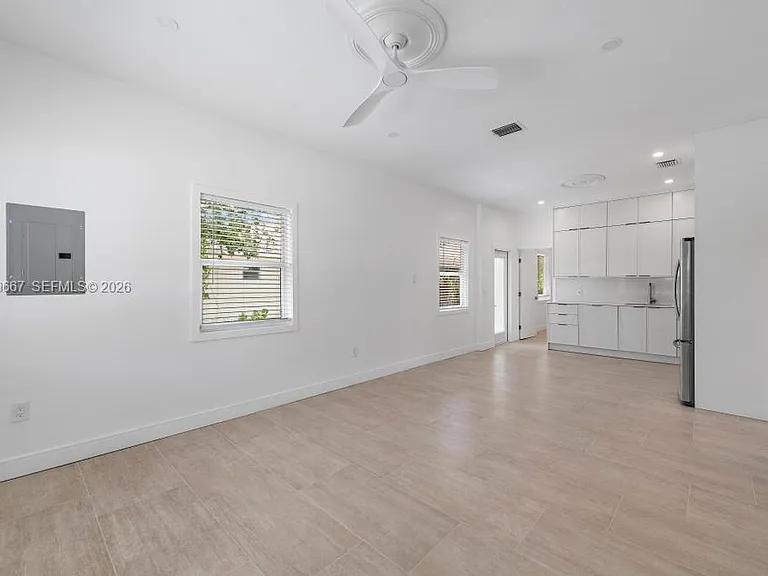 3759 Florida Ave — Photo 9