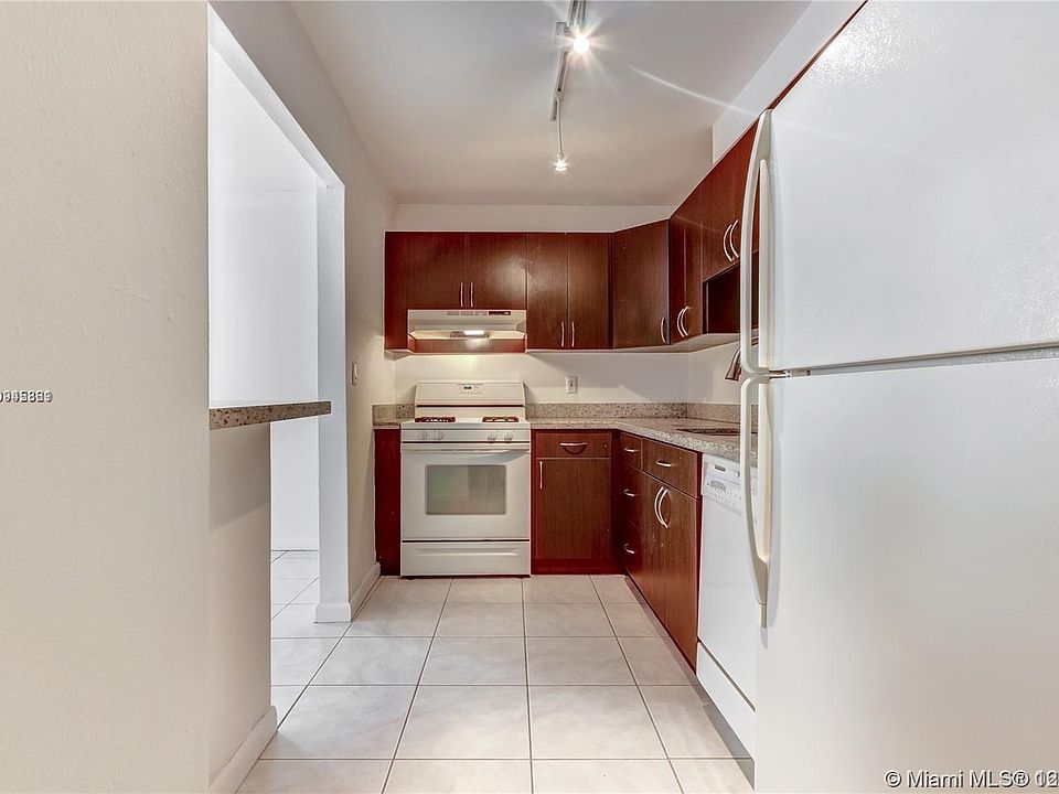 1st image of 6900 N Kendall Dr APT A109