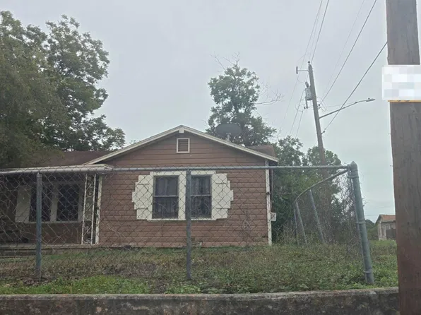1002 Canton St, San Antonio, TX 78202