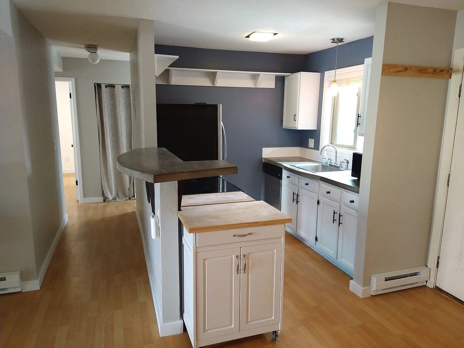 2 bed, 900 sqft, $2,900 — Photo 4