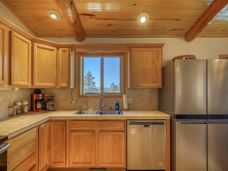 664 Antelope Ave — Photo 26