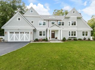 12 Revere Rd, Darien, CT 06820