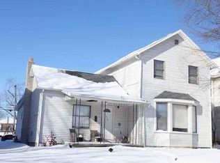118 S Guilford St, Garrett, IN 46738