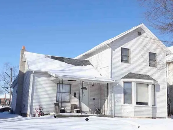 118 S Guilford St, Garrett, IN 46738