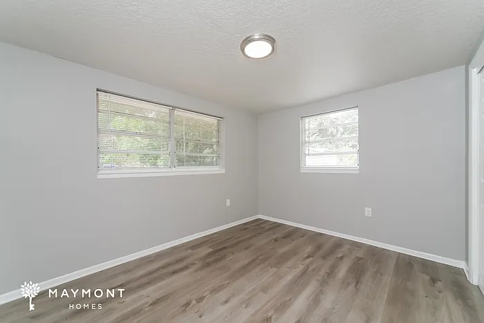 3823 Avenue J NW — Photo 9