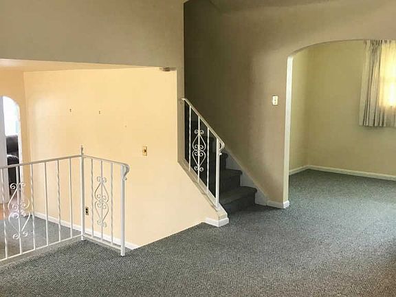 5th image of 590 Paoli Ave