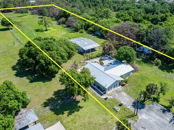 6310 41st St, Vero Beach, FL 32967