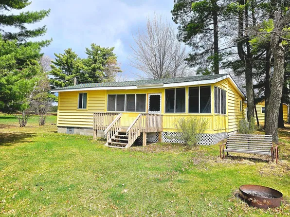 1531 E One Lake Dr NW, Backus, MN 56435