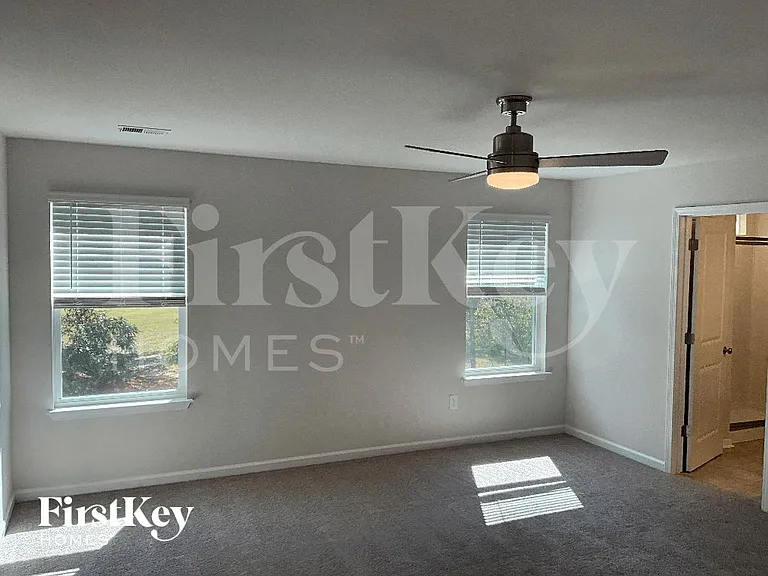 1203 Mission Hill Ln — Photo 8