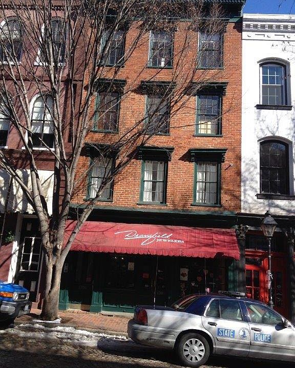 1st image of 1306 E Cary St APT 3A