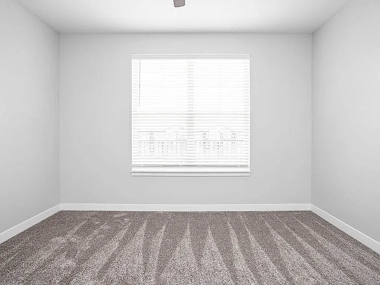 Bright & Spacious Bedroom