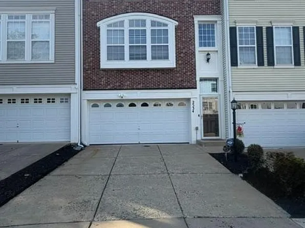 2534 Basin View Ln, Woodbridge, VA 22191
