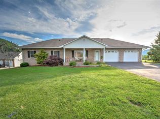 148 Clarksdale Cir, Rogersville, TN 37857
