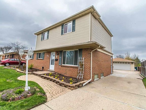 2nd image of 2363 Camilla Dr