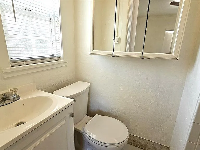 15 Mango St — Photo 11