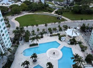 253 NE 2nd St APT 2405, Miami, FL 33132