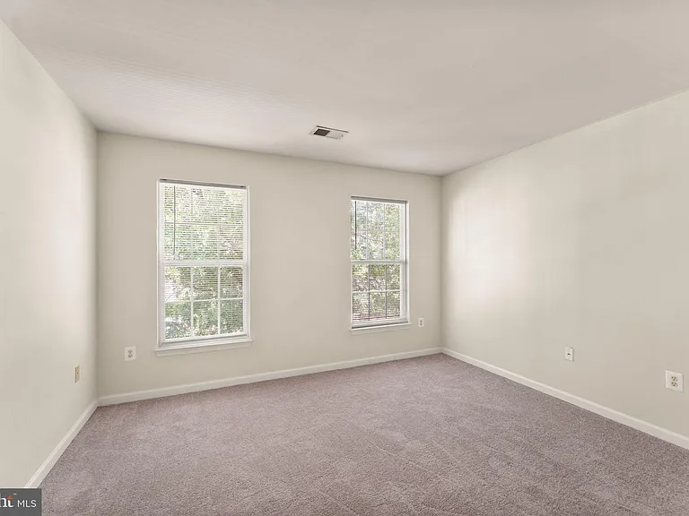 8309 Double Eagle St — Photo 47