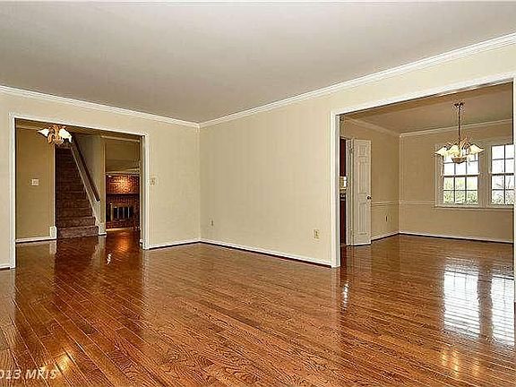 4th image of 17312 Evangeline Ln