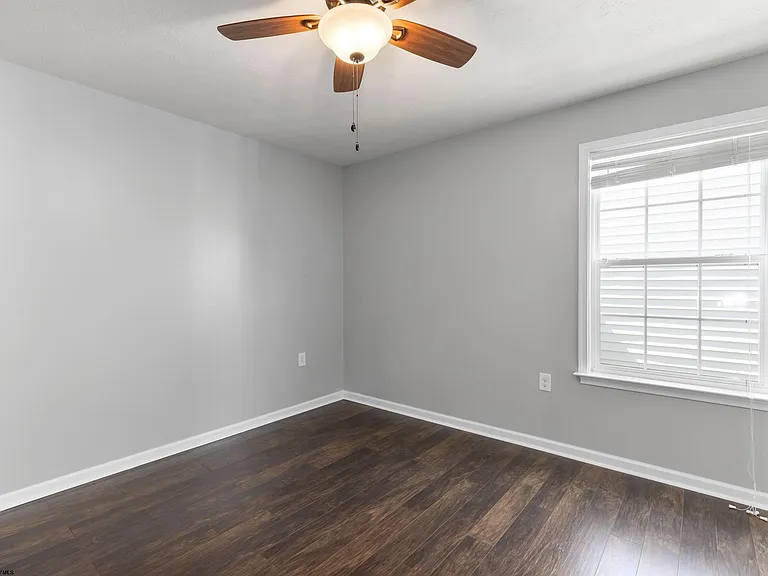 112 Casey Ln — Photo 18