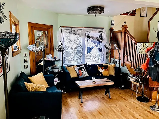 2 bed, $1,950 — Photo 1